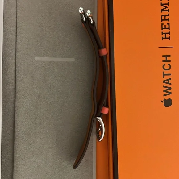 Hermes Apple Watch Band 41mm Rose Texas Swift Leather Single Tour - Picture 7 of 10